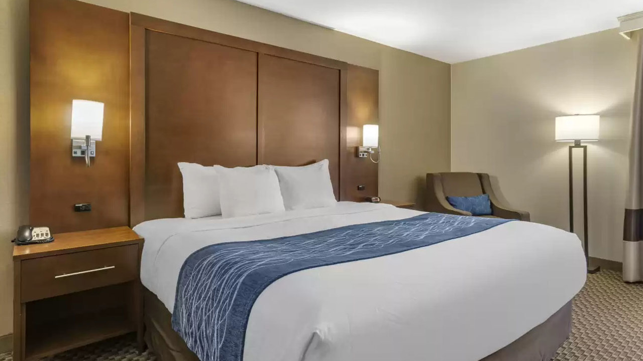 usa - comfort inn at buffalo bill village resort_cody_02