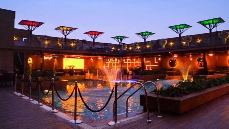 Country Inn And Suites By Radisson Sahibabad Pool