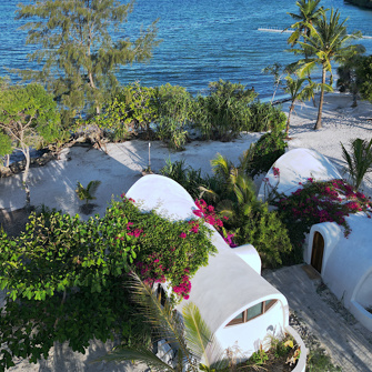 Zanziblue Wawes Oceanfront view 02