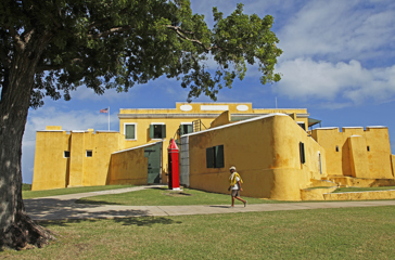 de vestindiske øer - galleri - st croix_christiansted_gult fort_14_gul