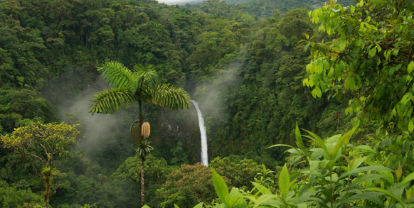 costa rica - la fortuna_arenal volcano national park_vandfld_01