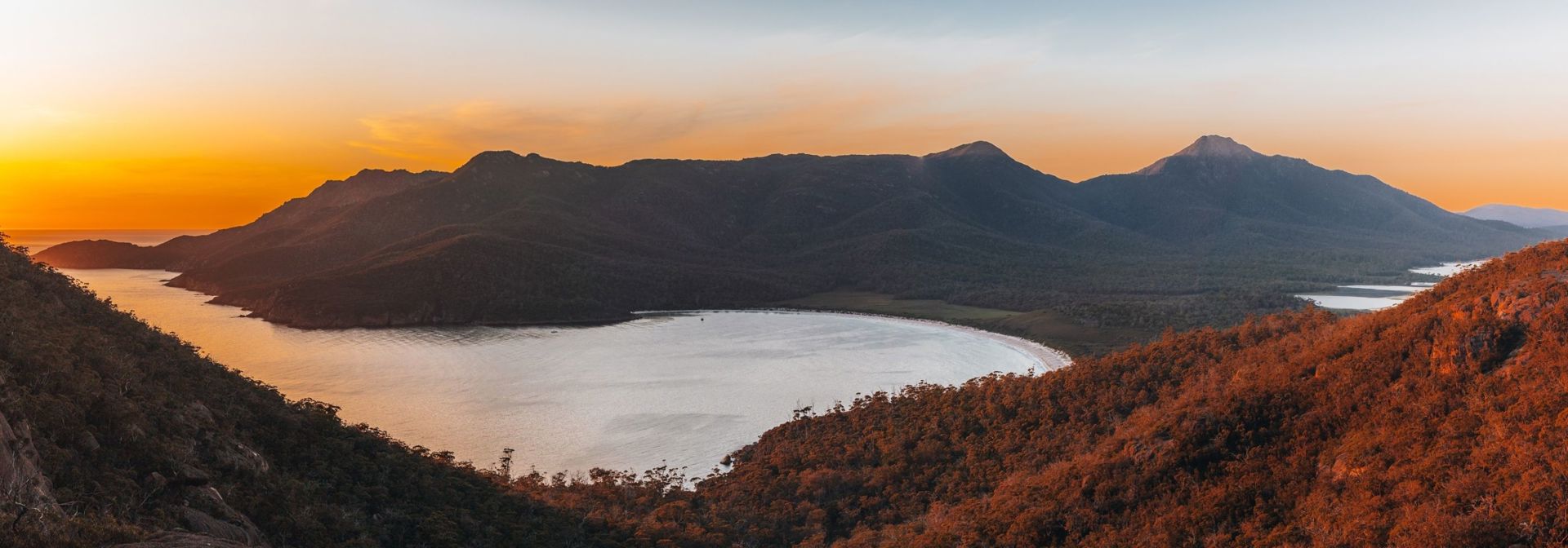 Australien Tasmanien Freycinet Solopgang Wineglass Bay Strand