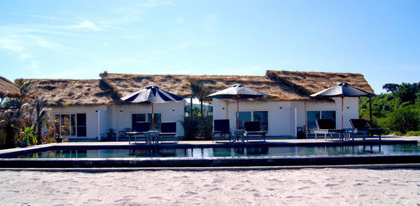 The Secret Garden Pool 02