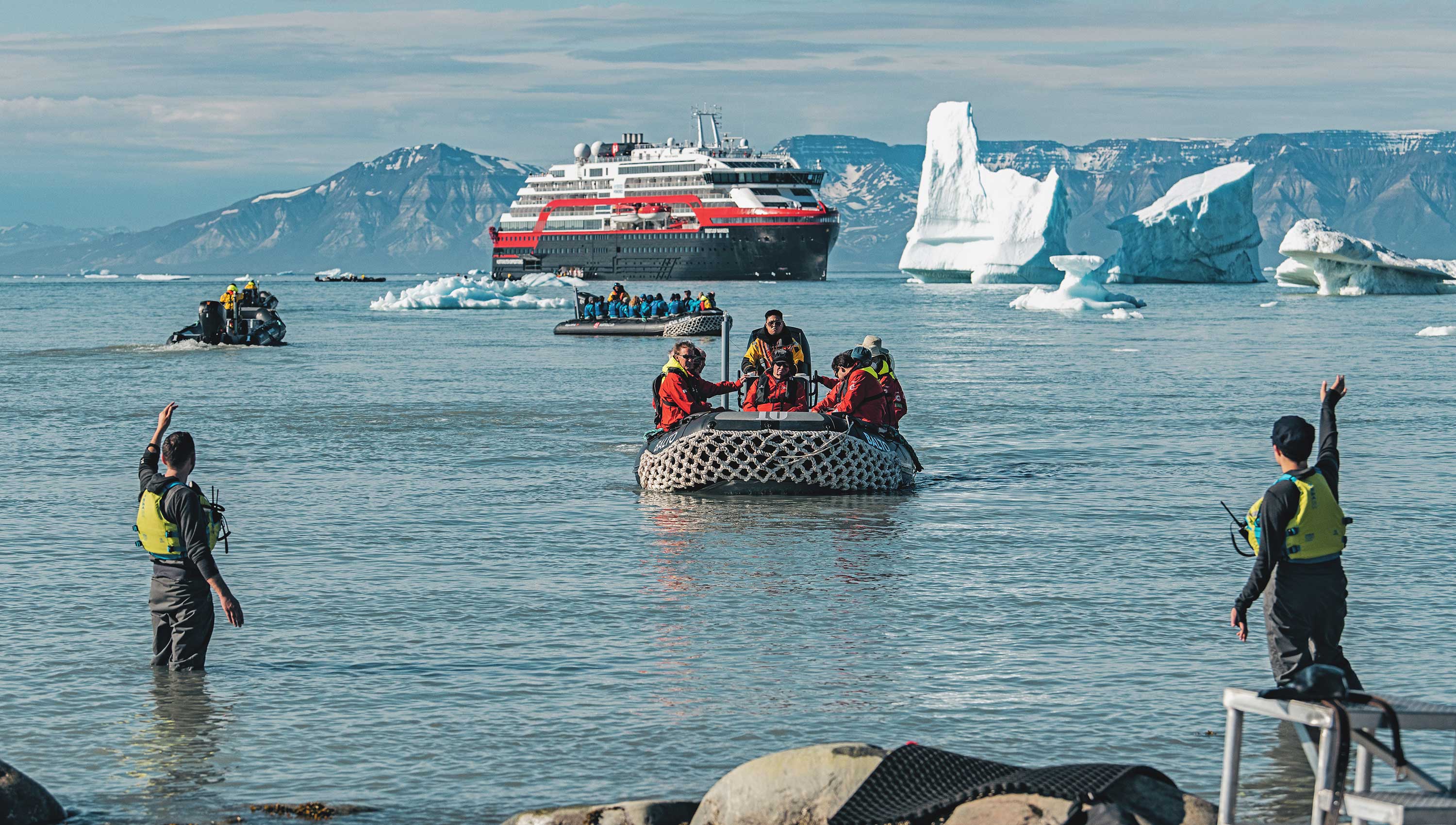 Groenland TED GATLIN 20220718 VAIGATSOUND LANDINGBOATCATCHERS 3154 TEDGATLIN 18507014 Photo Ted Gatlin Cc