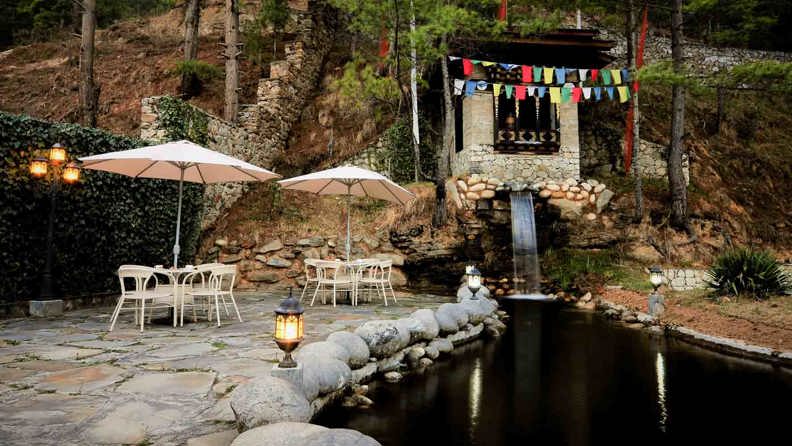 Yugharling Resort Udendørs Siddeareal Bar