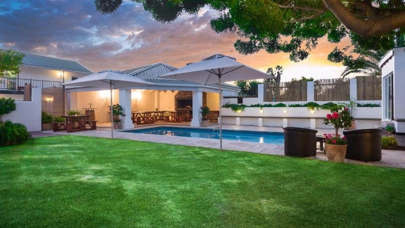 Citrusdal Country Lodge Pool