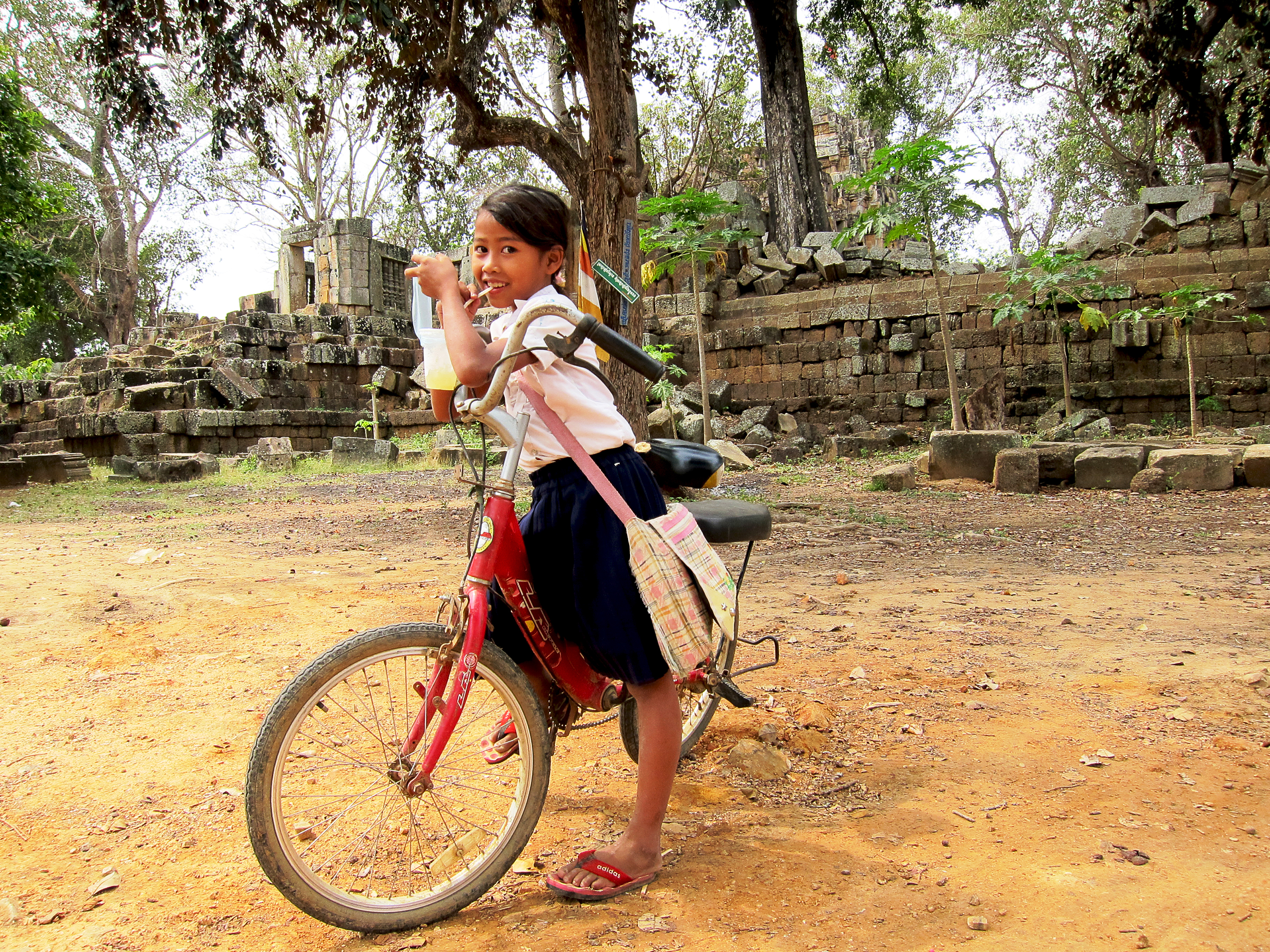 colombia - battambang_befolkning_pige_01